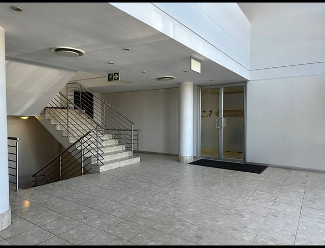 304M² OFFICE TO LET IN SANDTON CENTRAL